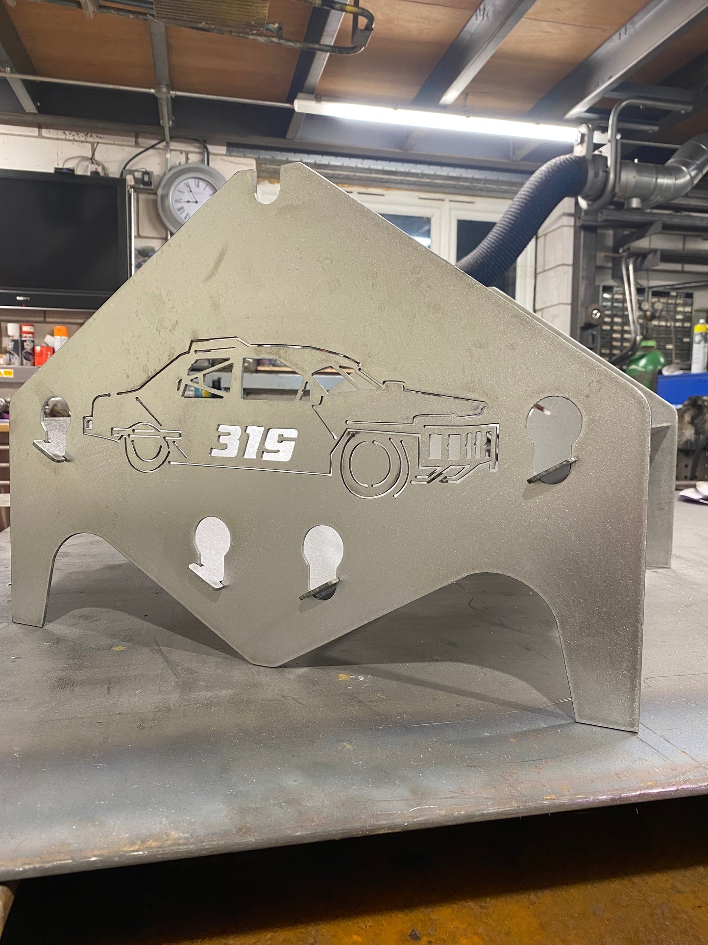 Saloon Stock Car Collapsible fire pit